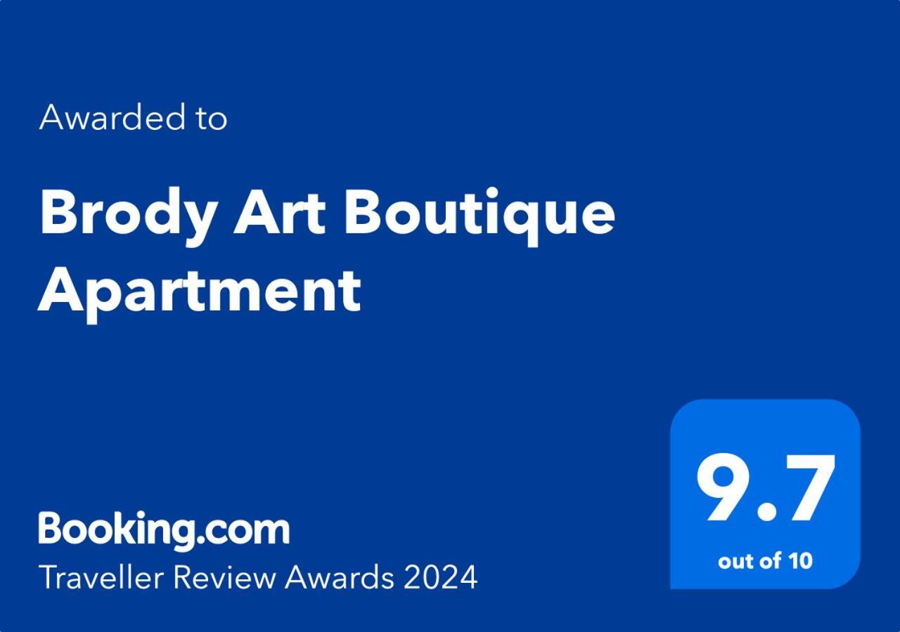 Brody Art Boutique Apartments บูดาเปสต์ ภายนอก รูปภาพ